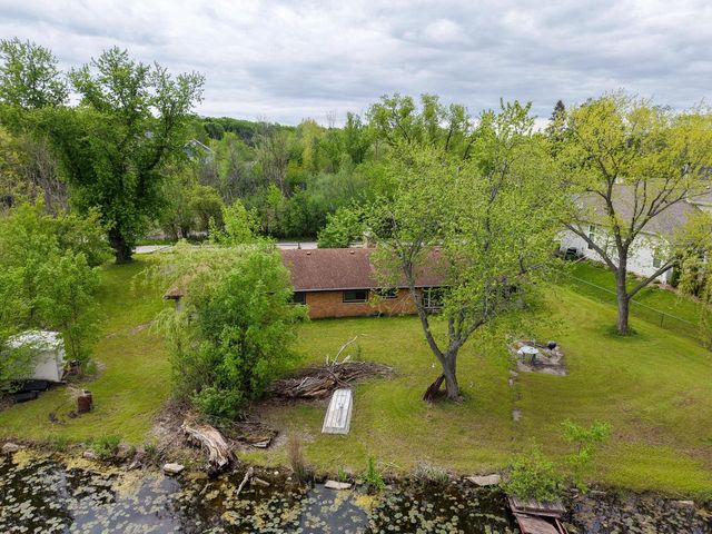 3468 S Shore DRIVE, Hubertus, WI 53033