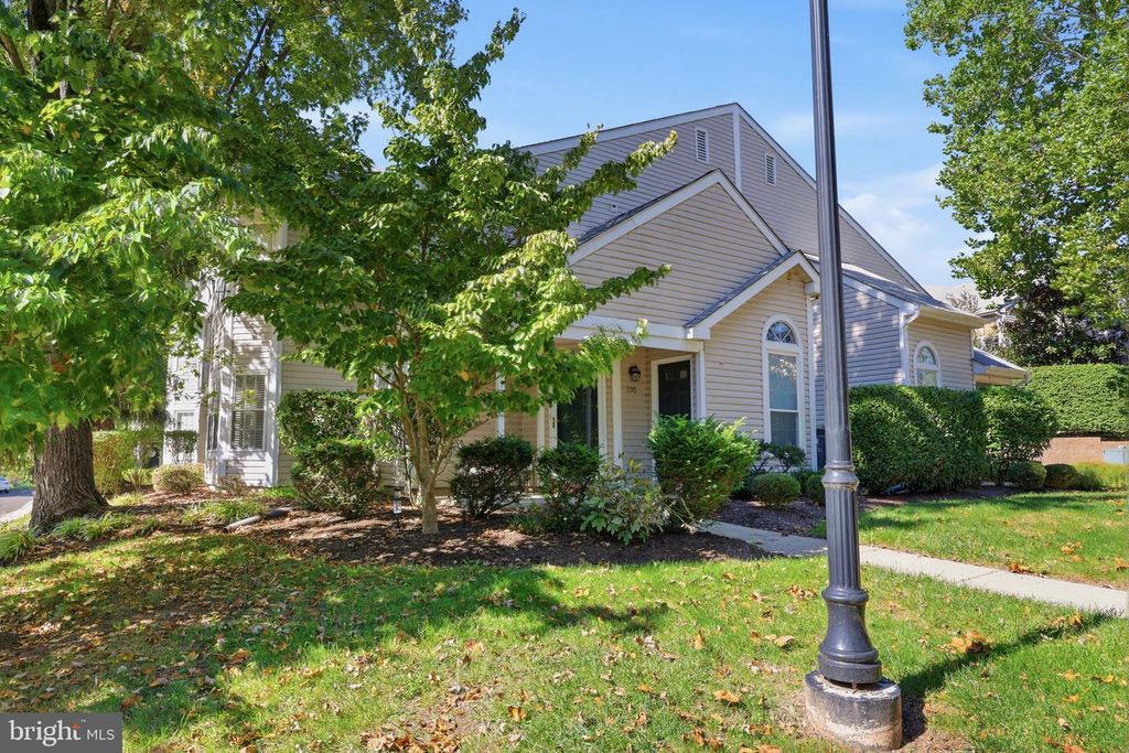 507 HERITAGE PL #4, SOUTHAMPTON, PA 18966 — exterior