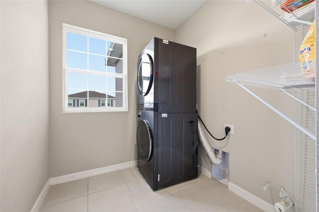 1516 TROPICAL OASIS AVENUE, Plant City, FL 33565