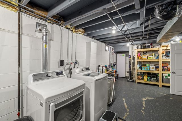 525 S 5th Street, Carlisle, IA 50047