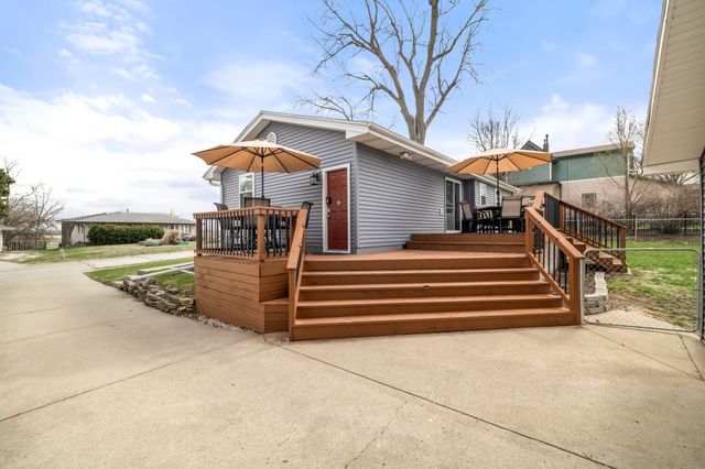 525 S 5th Street, Carlisle, IA 50047