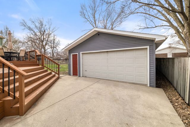 525 S 5th Street, Carlisle, IA 50047