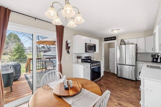 525 S 5th Street, Carlisle, IA 50047