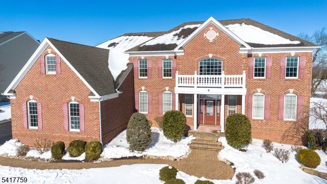 4 Heitz Ln, Hillsborough Twp., NJ 08844