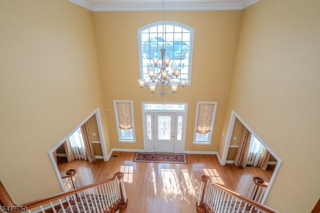 4 Heitz Ln, Hillsborough Twp., NJ 08844