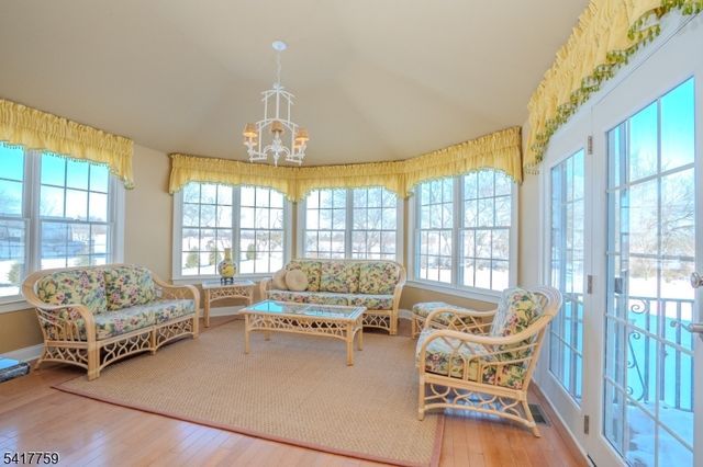 4 Heitz Ln, Hillsborough Twp., NJ 08844