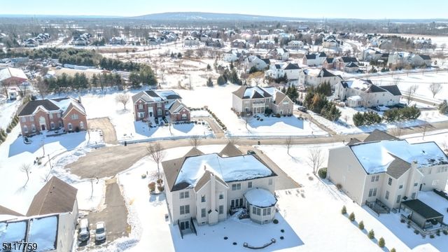 4 Heitz Ln, Hillsborough Twp., NJ 08844