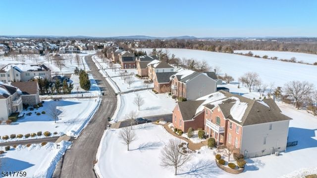 4 Heitz Ln, Hillsborough Twp., NJ 08844