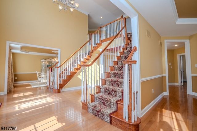 4 Heitz Ln, Hillsborough Twp., NJ 08844