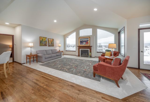 1211 N Lancashire Ln, Liberty Lake, WA 99019