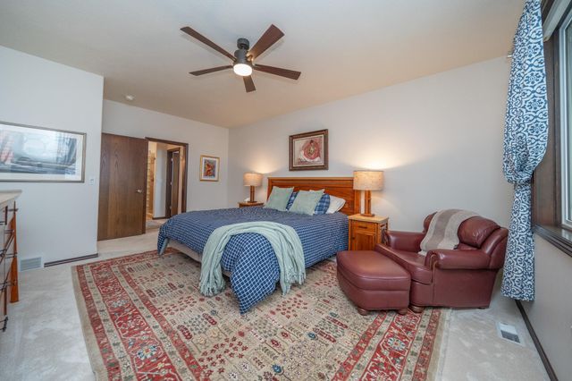 1211 N Lancashire Ln, Liberty Lake, WA 99019