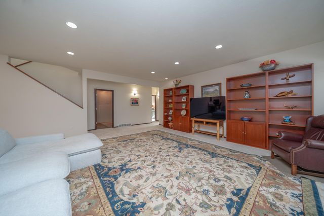 1211 N Lancashire Ln, Liberty Lake, WA 99019