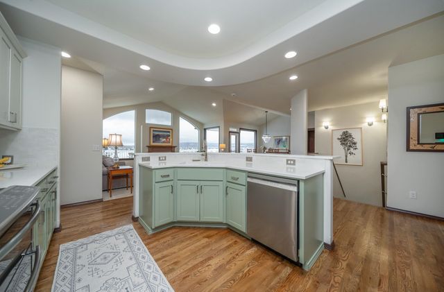 1211 N Lancashire Ln, Liberty Lake, WA 99019