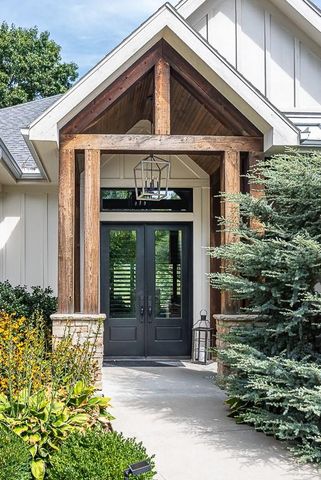 10000 Hollingsworth Road, Kansas City, KS 66109