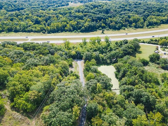 10000 Hollingsworth Road, Kansas City, KS 66109