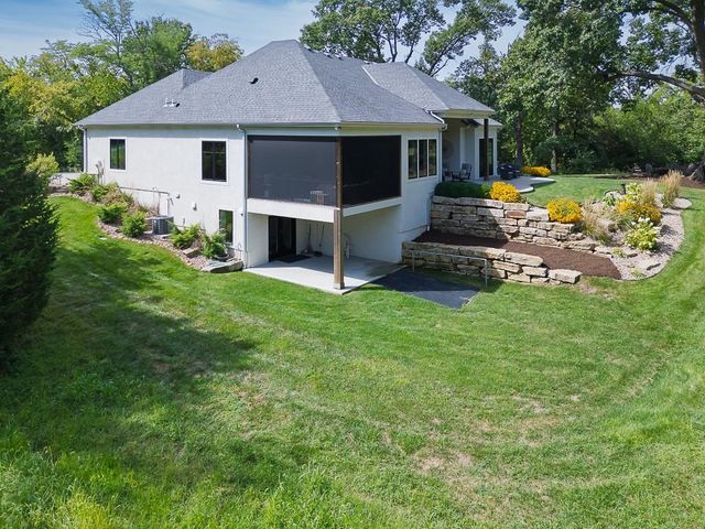 10000 Hollingsworth Road, Kansas City, KS 66109