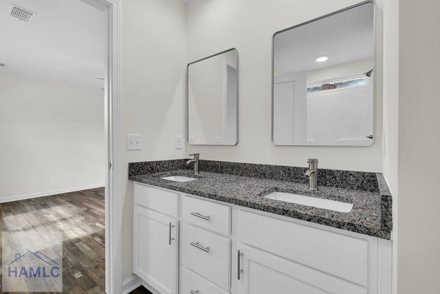 655 North Caswell Street, Glennville, GA 30427