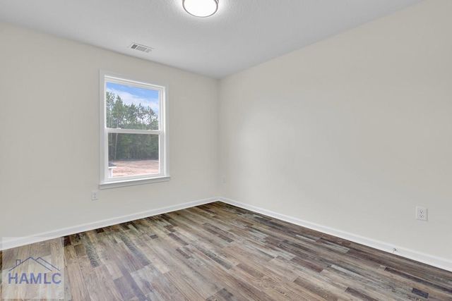 655 North Caswell Street, Glennville, GA 30427