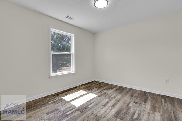 655 North Caswell Street, Glennville, GA 30427