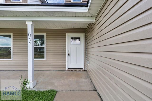 655 North Caswell Street, Glennville, GA 30427