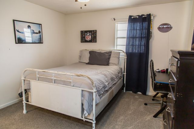 1106 Amarillo Street, Plainview, TX 79072