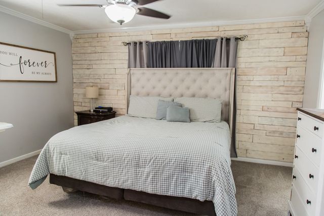 1106 Amarillo Street, Plainview, TX 79072