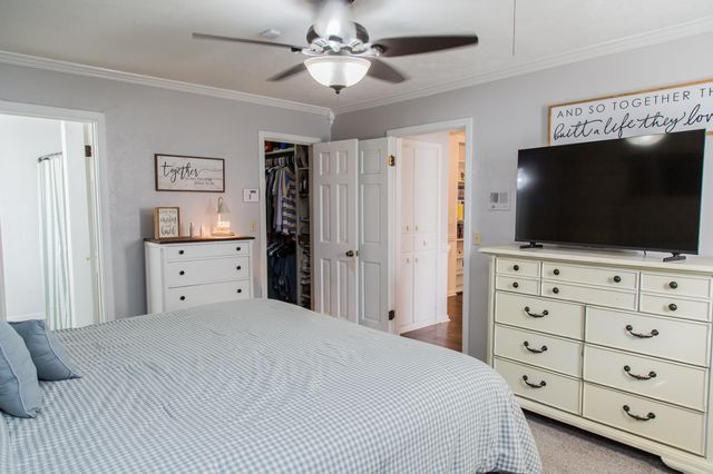 1106 Amarillo Street, Plainview, TX 79072