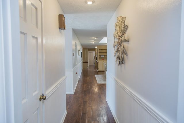 1106 Amarillo Street, Plainview, TX 79072