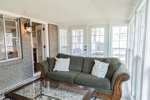 1106 Amarillo Street, Plainview, TX 79072