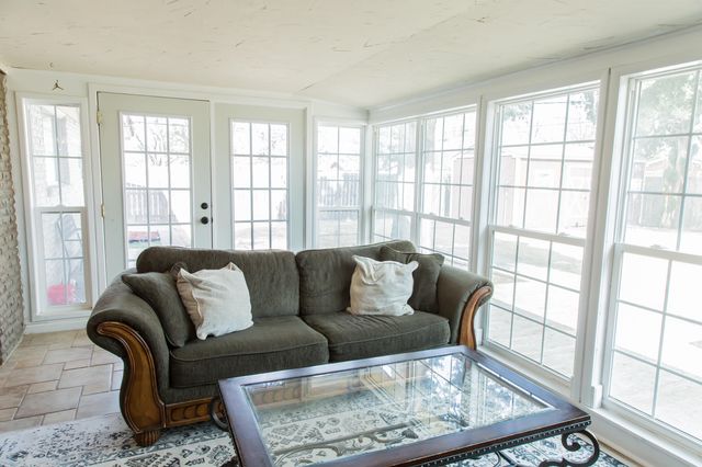 1106 Amarillo Street, Plainview, TX 79072