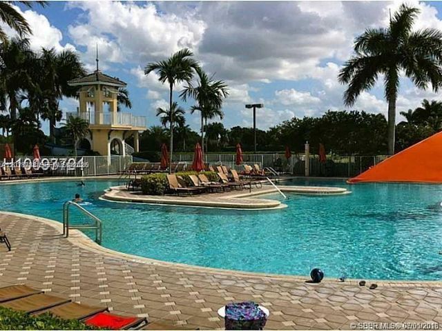 1440 Canary Island Dr 1440, Weston, FL 33327