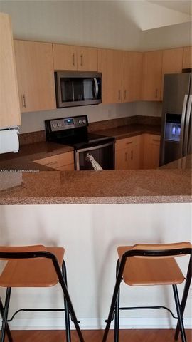 1440 Canary Island Dr 1440, Weston, FL 33327