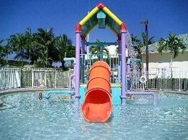 1440 Canary Island Dr 1440, Weston, FL 33327