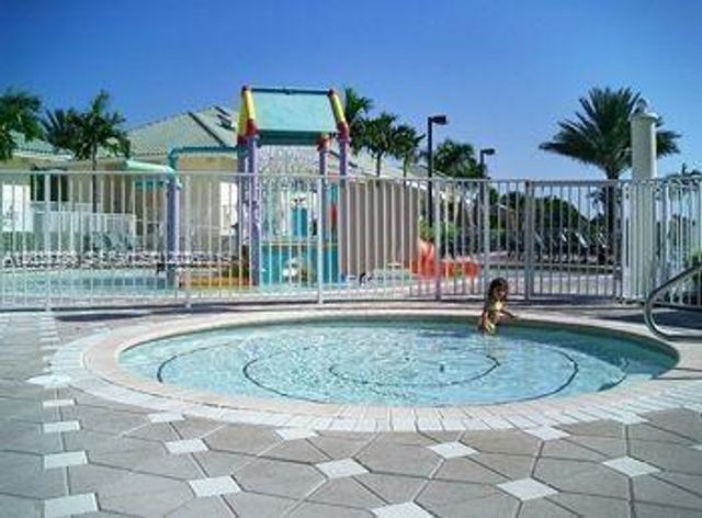 1440 Canary Island Dr 1440, Weston, FL 33327
