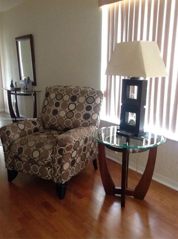1440 Canary Island Dr 1440, Weston, FL 33327