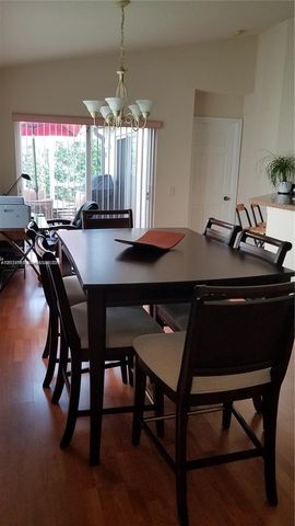 1440 Canary Island Dr 1440, Weston, FL 33327