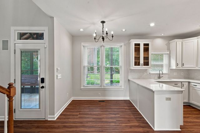 512 Crofton Park Ln, Franklin, TN 37069
