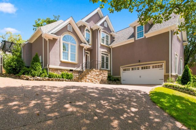 512 Crofton Park Ln, Franklin, TN 37069