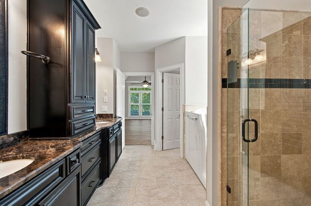 512 Crofton Park Ln, Franklin, TN 37069