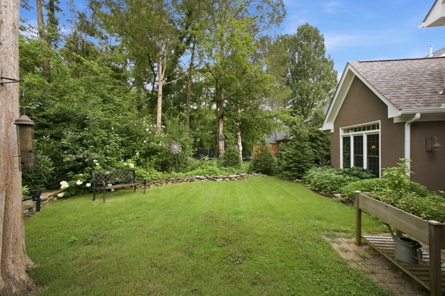 512 Crofton Park Ln, Franklin, TN 37069