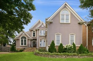 512 Crofton Park Ln, Franklin, TN 37069