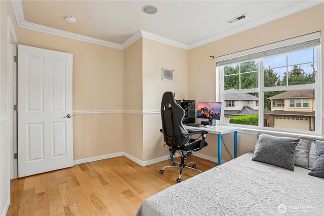 15621 36th Avenue SE, Bothell, WA 98012