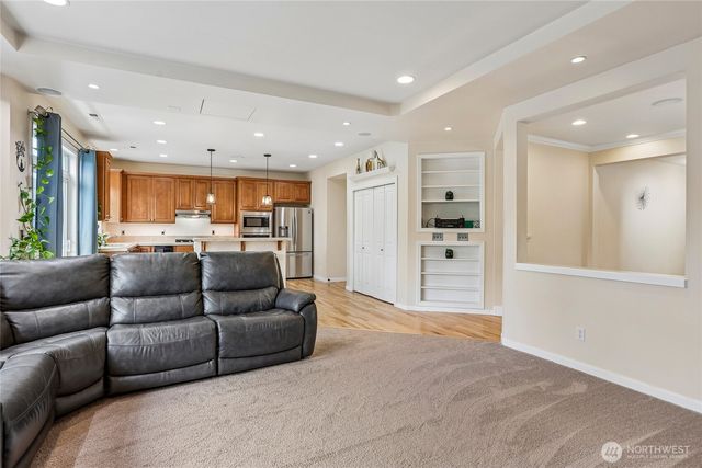 15621 36th Avenue SE, Bothell, WA 98012