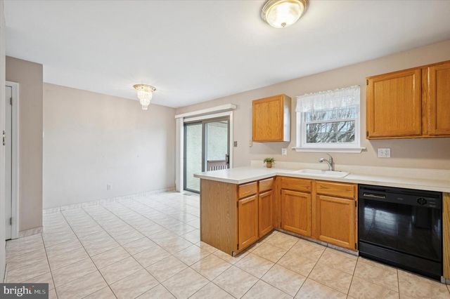 25 RUTH RD, Brookhaven, PA 19015