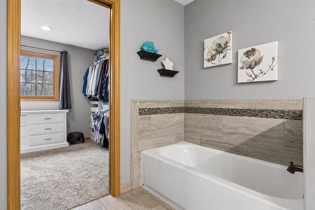 23800 Elmcrest Avenue N, Forest Lake, MN 55025