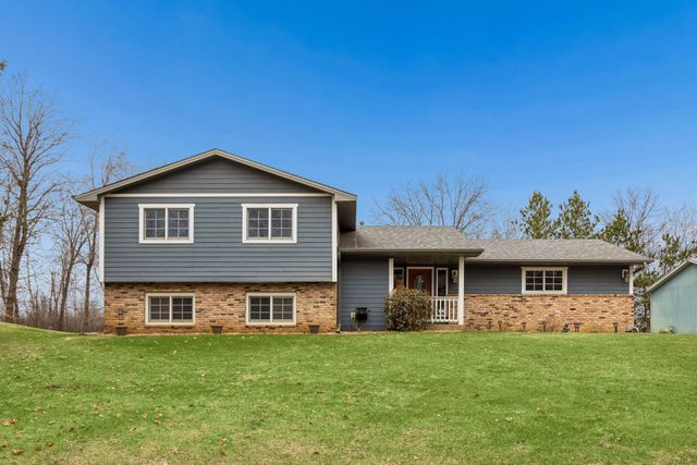 23800 Elmcrest Avenue N, Forest Lake, MN 55025