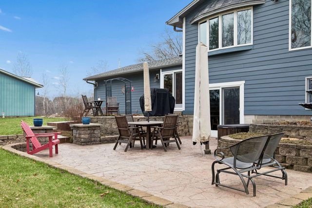 23800 Elmcrest Avenue N, Forest Lake, MN 55025