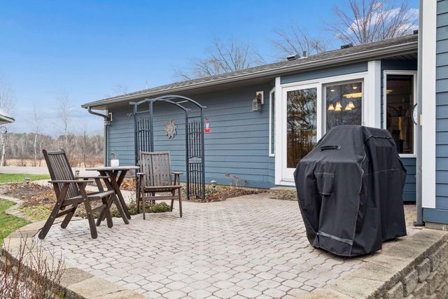 23800 Elmcrest Avenue N, Forest Lake, MN 55025