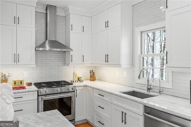 975 Taylor Parkway, Suwanee, GA 30024