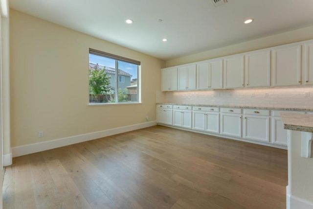 552 Cadiz Drive, Hollister, CA 95023